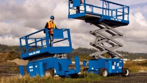 Menemen Makaslı Eklemli Manlift